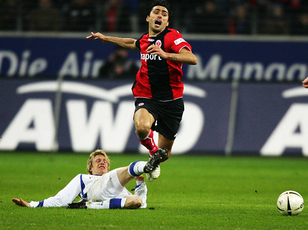 使整体防守 使整体防守