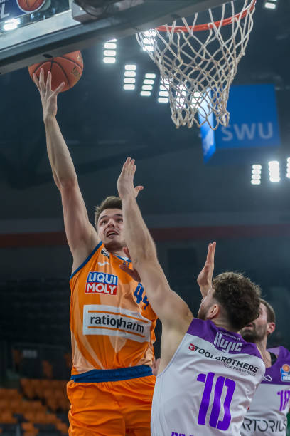 球中极为罕 球中极为罕