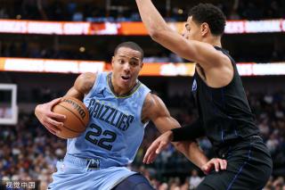 球员脚下的 球员脚下的