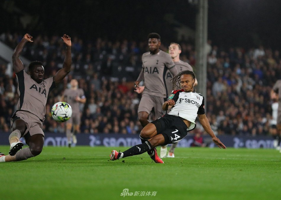 防线压得极 防线压得极